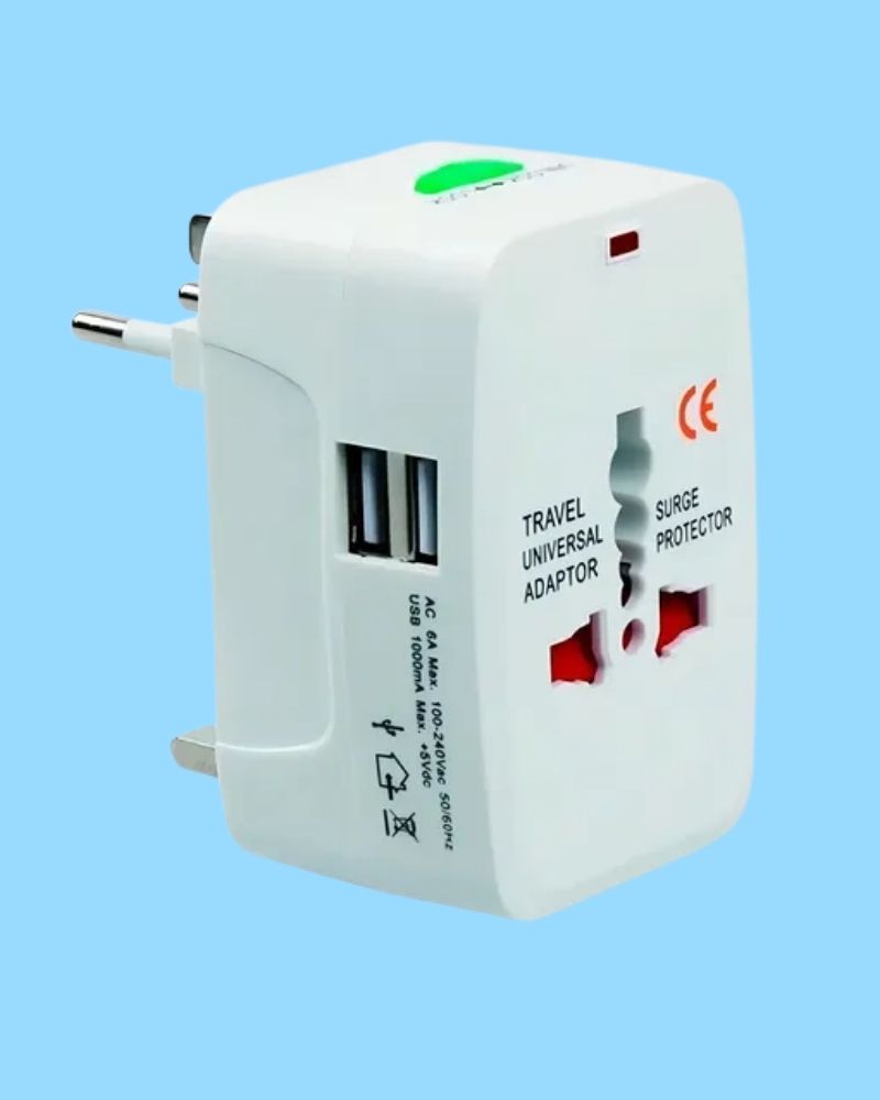 Adaptador Universal de Viaje Pro con entradas USB